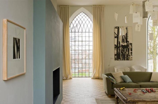 Illustration for article titled Beautiful Churches That Have Been Converted into Secular Buildings